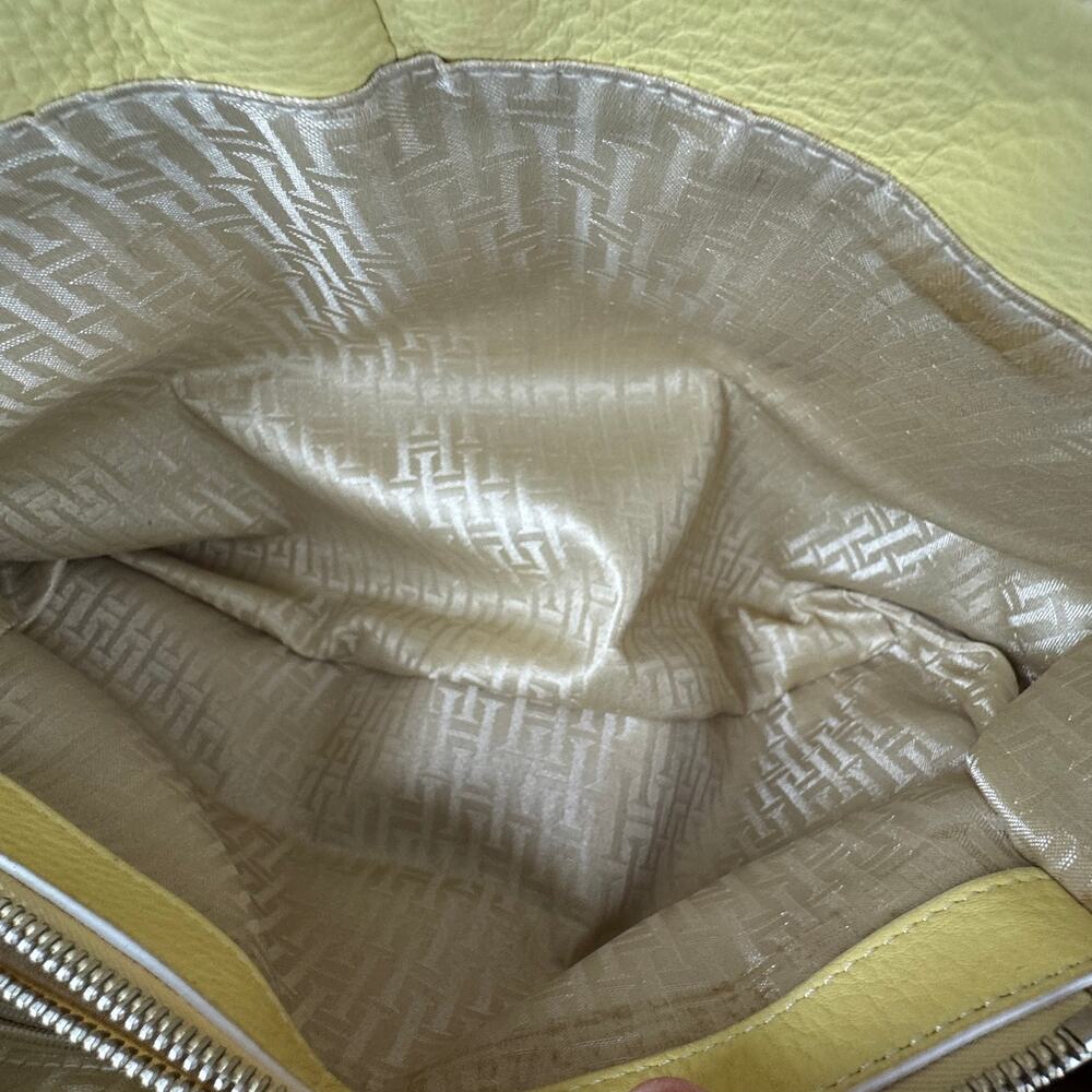 Tommy Hilfiger Butter Yellow Pebbled Buttery Soft Leather Vintage Handbag - Picture 8 of 10